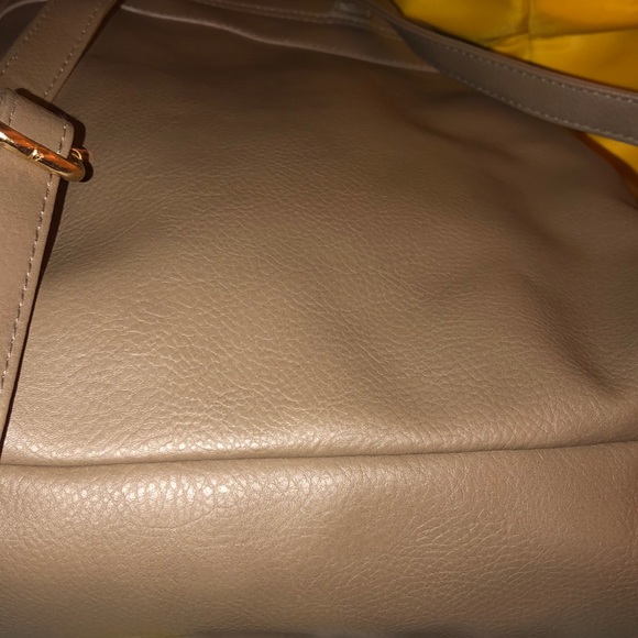 Backpack - Picture 6 of 8